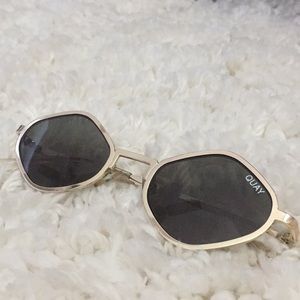 Quay Purple Honey Sunnies